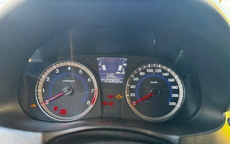 Hyundai Solaris II рестайлинг, 2012 год, 680 000 рублей, 10 фотография