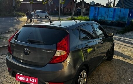 Hyundai Solaris II рестайлинг, 2012 год, 680 000 рублей, 5 фотография