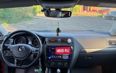 Volkswagen Jetta VI, 2017 год, 1 450 000 рублей, 10 фотография