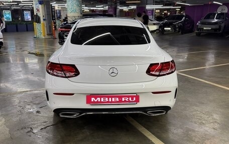 Mercedes-Benz C-Класс, 2019 год, 4 000 000 рублей, 5 фотография