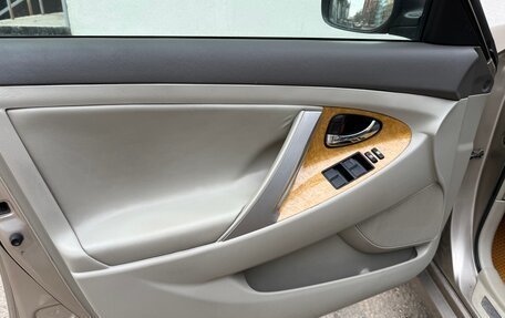 Toyota Camry, 2006 год, 1 050 000 рублей, 13 фотография