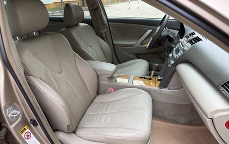 Toyota Camry, 2006 год, 1 050 000 рублей, 22 фотография
