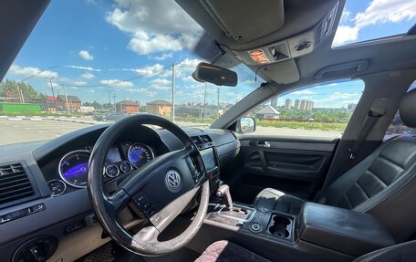 Volkswagen Touareg III, 2004 год, 890 000 рублей, 12 фотография