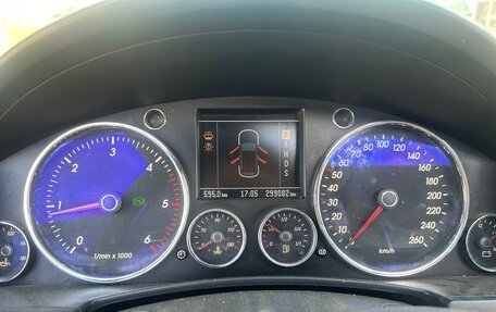 Volkswagen Touareg III, 2004 год, 890 000 рублей, 19 фотография