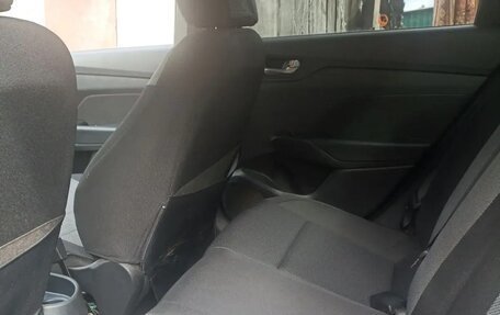 Hyundai Solaris II рестайлинг, 2018 год, 1 570 000 рублей, 6 фотография