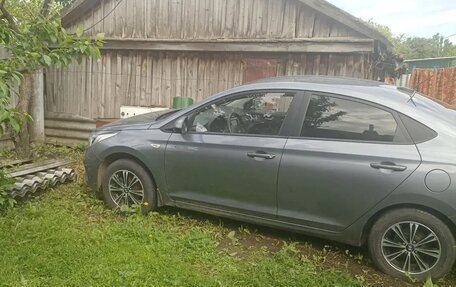 Hyundai Solaris II рестайлинг, 2018 год, 1 570 000 рублей, 2 фотография
