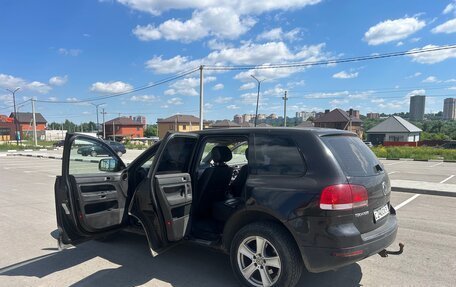 Volkswagen Touareg III, 2004 год, 890 000 рублей, 24 фотография