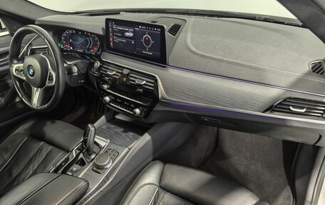 BMW 5 серия, 2020 год, 5 190 000 рублей, 18 фотография