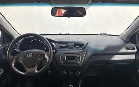 KIA Rio III рестайлинг, 2016 год, 940 000 рублей, 5 фотография