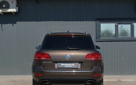 Volkswagen Touareg III, 2012 год, 1 999 999 рублей, 8 фотография