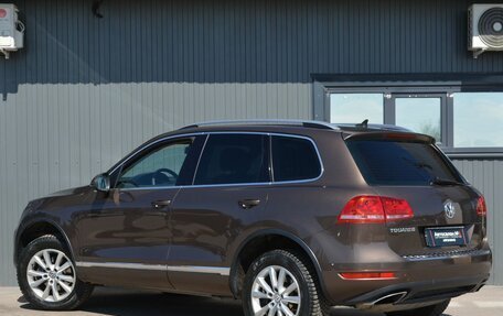 Volkswagen Touareg III, 2012 год, 1 999 999 рублей, 7 фотография
