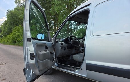 Renault Kangoo II рестайлинг, 2004 год, 210 000 рублей, 6 фотография