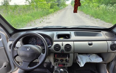 Renault Kangoo II рестайлинг, 2004 год, 210 000 рублей, 10 фотография