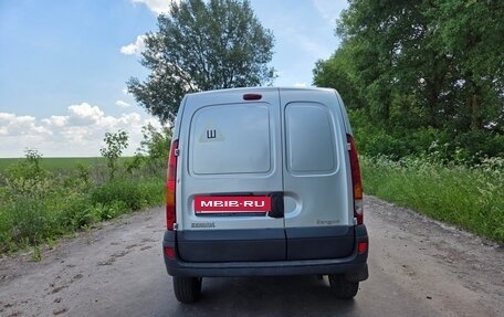 Renault Kangoo II рестайлинг, 2004 год, 210 000 рублей, 3 фотография