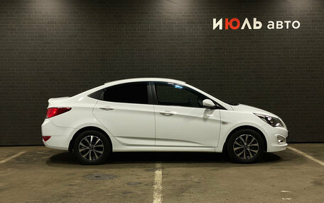 Hyundai Solaris II рестайлинг, 2016 год, 989 000 рублей, 4 фотография