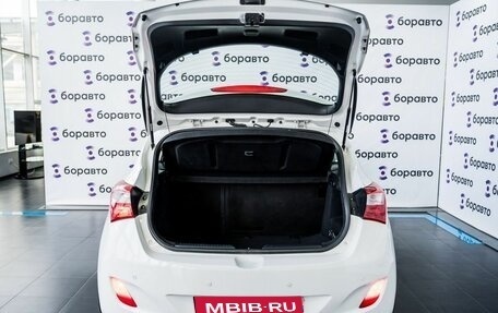 Hyundai i30 II рестайлинг, 2013 год, 999 000 рублей, 12 фотография