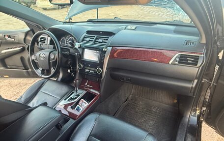 Toyota Camry, 2012 год, 1 030 000 рублей, 28 фотография