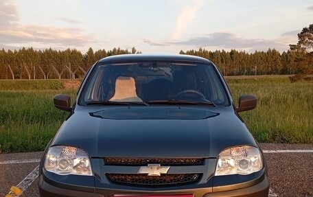 Chevrolet Niva I рестайлинг, 2018 год, 500 000 рублей, 1 фотография