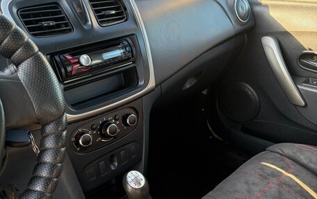 Renault Logan II, 2014 год, 320 000 рублей, 5 фотография