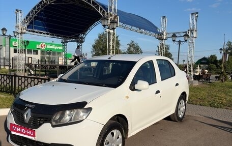 Renault Logan II, 2014 год, 320 000 рублей, 2 фотография