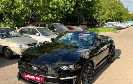 Ford Mustang VI рестайлинг, 2021 год, 3 799 000 рублей, 2 фотография