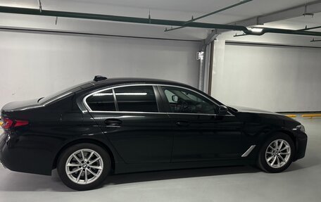BMW 5 серия, 2020 год, 3 050 000 рублей, 3 фотография