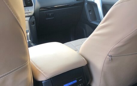 Toyota Land Cruiser Prado 150 рестайлинг 2, 2019 год, 6 300 000 рублей, 2 фотография