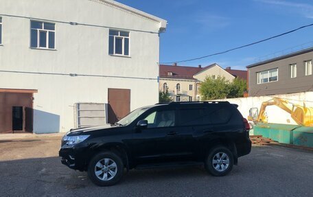 Toyota Land Cruiser Prado 150 рестайлинг 2, 2019 год, 6 300 000 рублей, 8 фотография