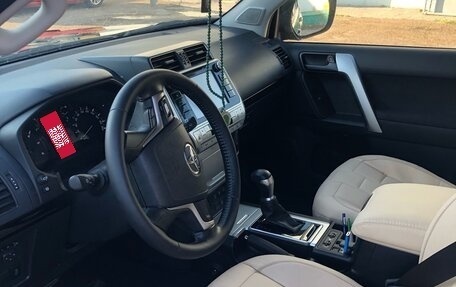 Toyota Land Cruiser Prado 150 рестайлинг 2, 2019 год, 6 300 000 рублей, 9 фотография