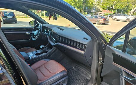 Volkswagen Touareg III, 2022 год, 7 800 000 рублей, 9 фотография