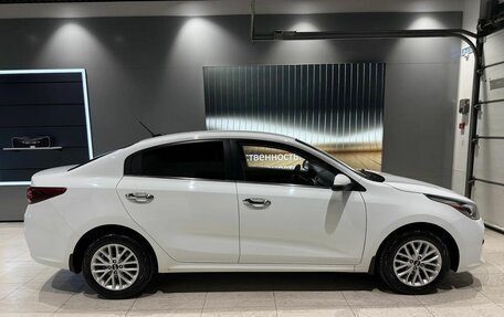KIA Rio IV, 2020 год, 1 580 000 рублей, 6 фотография
