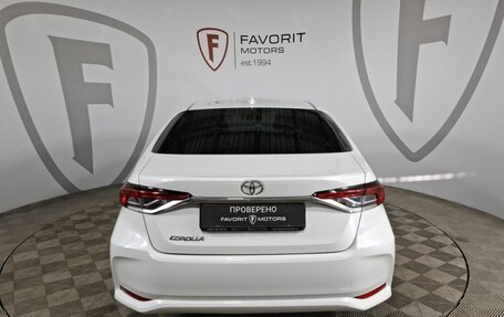 Toyota Corolla, 2019 год, 1 699 000 рублей, 3 фотография
