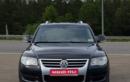Volkswagen Touareg III, 2008 год, 1 300 000 рублей, 1 фотография