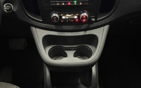 Mercedes-Benz Vito, 2016 год, 1 999 000 рублей, 13 фотография