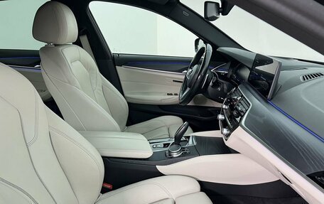 BMW 5 серия, 2021 год, 4 490 000 рублей, 10 фотография