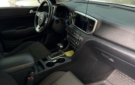 KIA Sportage IV рестайлинг, 2021 год, 2 250 000 рублей, 5 фотография