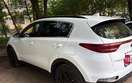 KIA Sportage IV рестайлинг, 2021 год, 2 250 000 рублей, 2 фотография