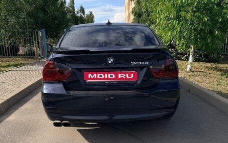 BMW 3 серия, 2007 год, 1 100 000 рублей, 2 фотография