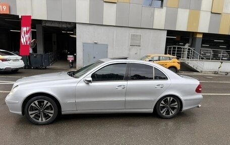 Mercedes-Benz E-Класс, 2002 год, 630 000 рублей, 3 фотография