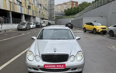 Mercedes-Benz E-Класс, 2002 год, 630 000 рублей, 12 фотография