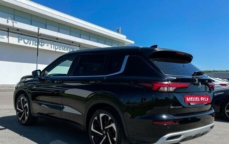 Mitsubishi Outlander, 2023 год, 4 320 000 рублей, 8 фотография