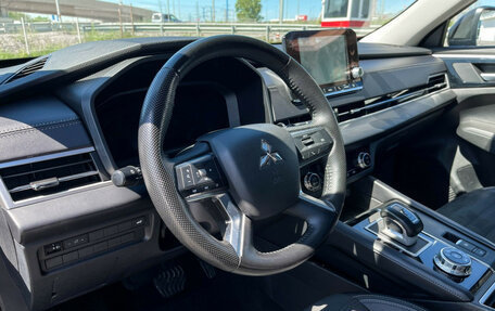 Mitsubishi Outlander, 2023 год, 4 320 000 рублей, 14 фотография