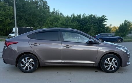 Hyundai Solaris II рестайлинг, 2019 год, 1 400 000 рублей, 4 фотография
