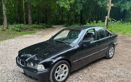 BMW 3 серия, 1991 год, 450 000 рублей, 2 фотография