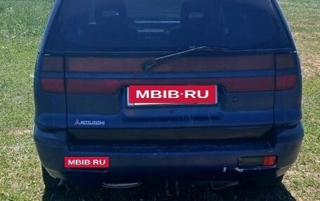 Mitsubishi Space Wagon III, 1993 год, 240 000 рублей, 4 фотография