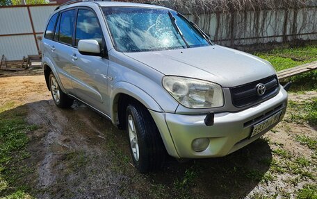 Toyota RAV4, 2004 год, 650 000 рублей, 11 фотография