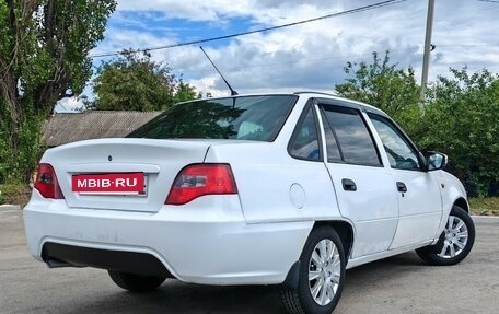 Daewoo Nexia I рестайлинг, 2009 год, 230 000 рублей, 2 фотография
