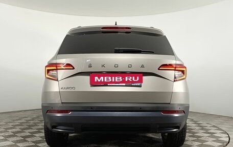 Skoda Karoq I, 2021 год, 2 380 000 рублей, 6 фотография