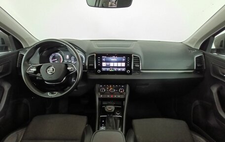 Skoda Karoq I, 2021 год, 2 380 000 рублей, 10 фотография