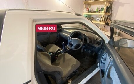 Isuzu Gemini III, 1992 год, 50 000 рублей, 5 фотография